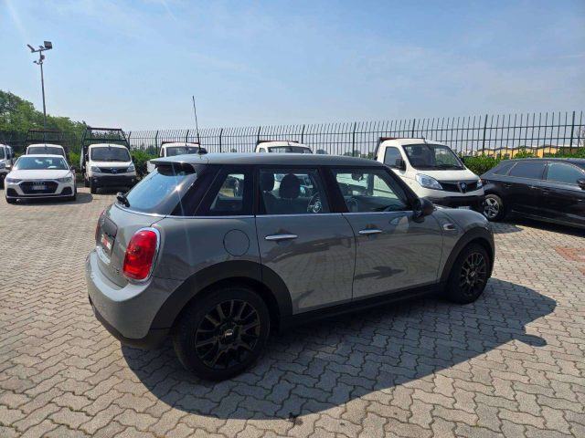 MINI One Mini One IV 1.2 5p ADATTA X NEOPATENTATI - foto 4 di 4