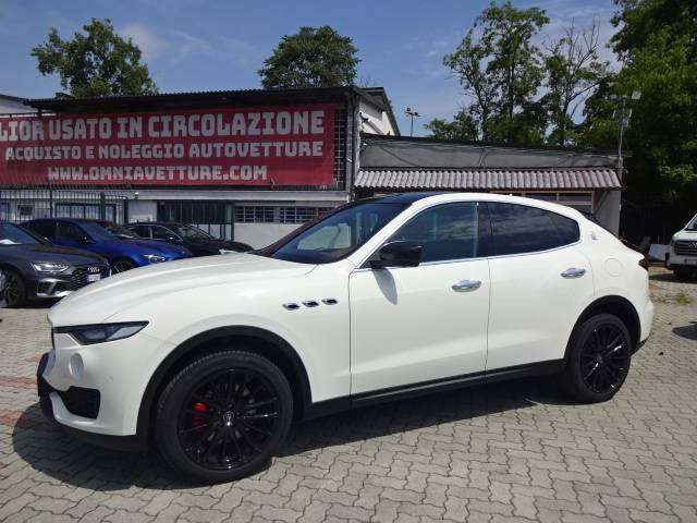 Maserati Levante 3.0 Q4 V6 350cv auto IVA ESPOSTA usato a ABBIATEGRASSO