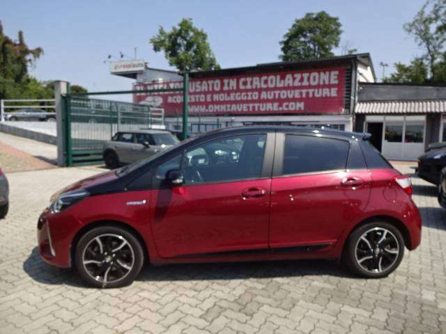 Toyota Yaris Yaris 5p 1.5h Style usato a ABBIATEGRASSO