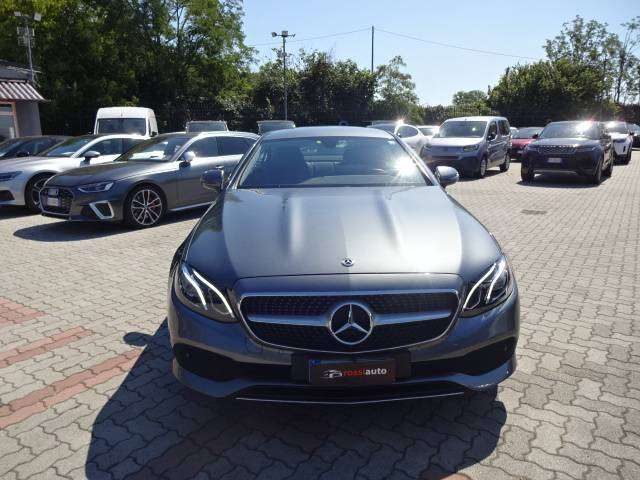 Mercedes-Benz E 220 Classe E -Coupe d Premium - foto 3 di 4