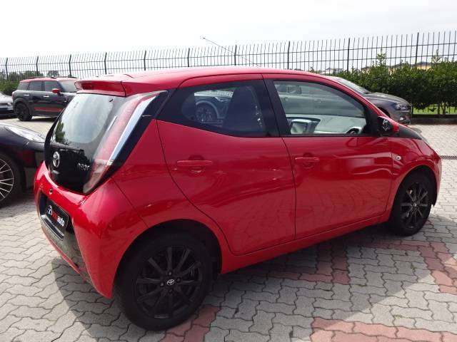 Toyota Aygo Aygo II 2016 5p 1.0 x-clusiv - foto 4 di 4