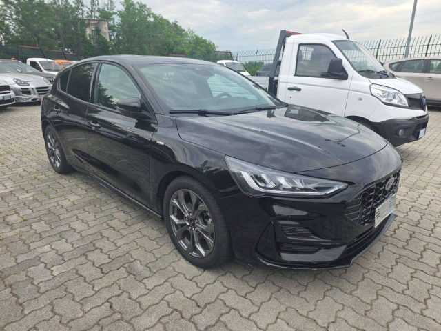 Ford Focus 1.5 ecoblue ST-Line X 115cv auto - foto 3 di 4