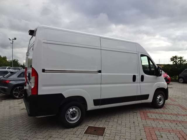 Peugeot Boxer Boxer 33 L2H2 2.2 diesel 140cv S&S - foto 4 di 18