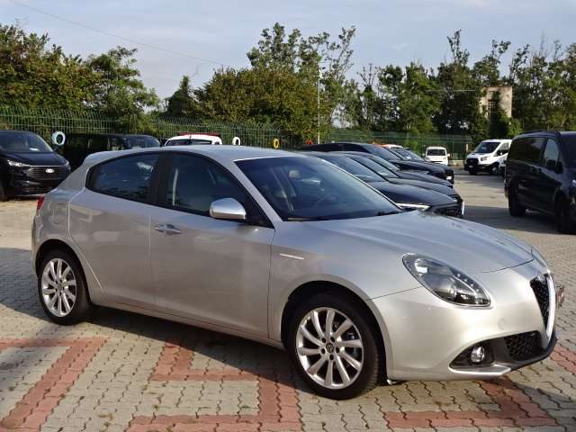 Alfa Romeo Giulietta III 1.4 t. Super 120cv ADATTA X NEOPATENTATI - foto 3 di 4