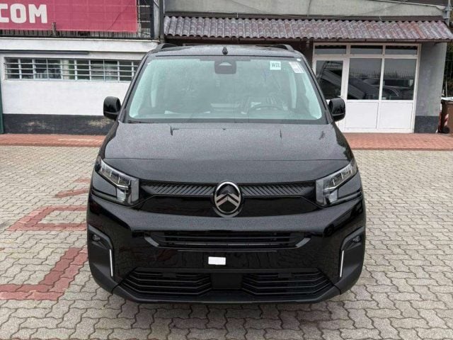 Citroen Berlingo Berlingo EAT8 1.5 bluehdi Autocarro 5 posti Automa, del 2026, 10 km, in vendita a Abbiategrasso (MI)
