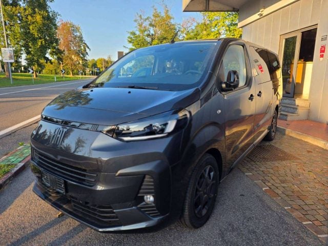 Fiat Ulysse Automat. Omolog. M1 2.0 bluehdi 180cv L3H1 8 posti - foto 2 di 4
