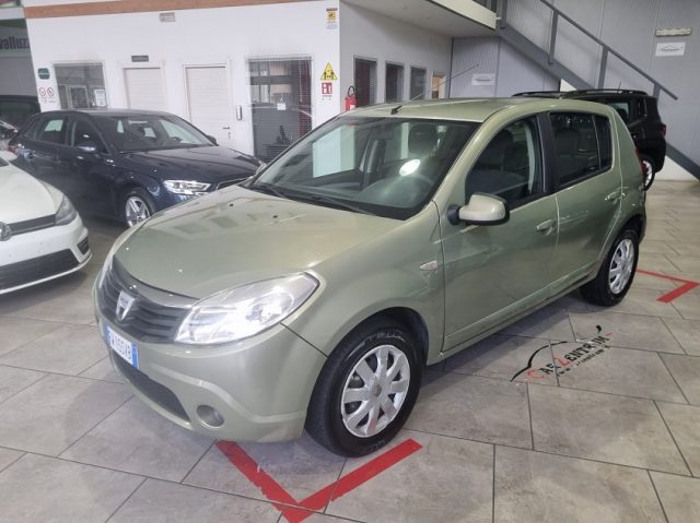 Dacia Sandero 1.5 dCi 85CV Lauréate - foto 2 di 4