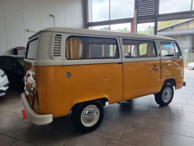 Volkswagen T2 FINESTRATO 8 POSTI - foto 2 di 4