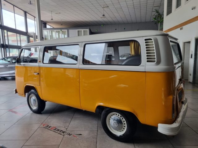 Volkswagen T2 FINESTRATO 8 POSTI - foto 3 di 4