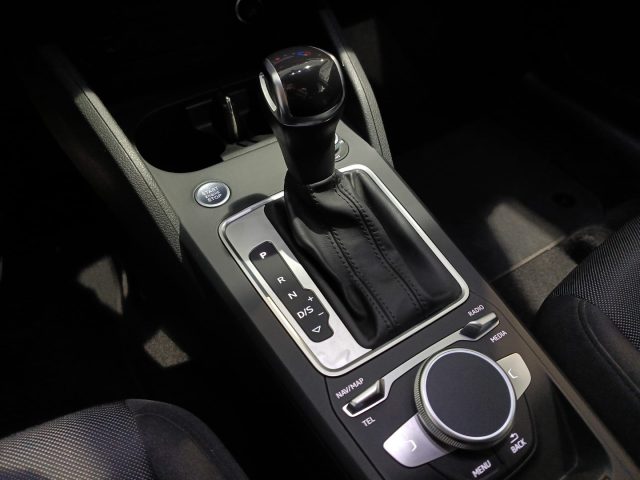 Audi Q2 30 TDI S tronic Admired usato a POTENZA