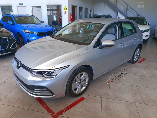 Volkswagen Golf 2.0 TDI DSG SCR Life usato a POTENZA