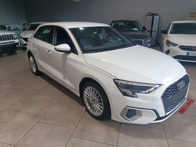 Audi A3 SPB 35 TDI S tronic - foto 3 di 4