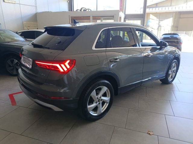 Audi Q3 35 TDI quattro S tronic Business Advanced - foto 4 di 4
