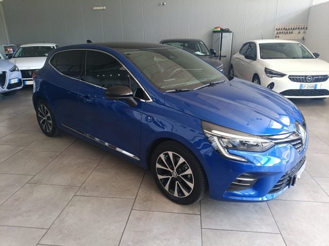 Renault Clio Full Hybrid E-Tech 145 CV 5 porte Techno - foto 3 di 4