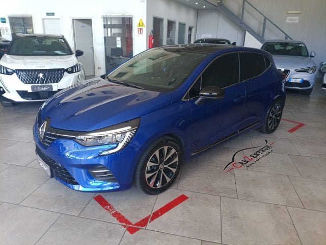 Renault Clio Full Hybrid E-Tech 145 CV 5 porte Techno, del 2023, 20.000 km, in vendita a Potenza (PZ)