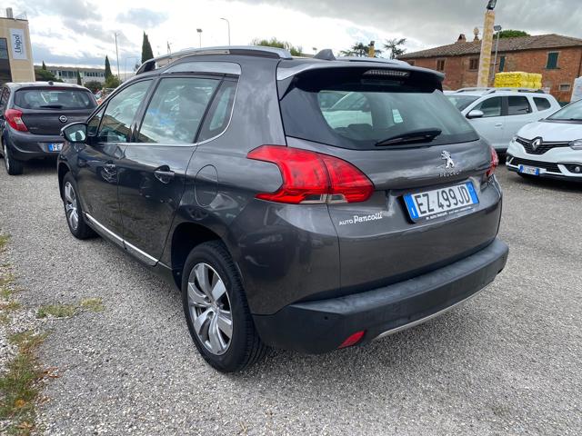 Peugeot 2008 1° serie PureTech 82 Allure - foto 4 di 11