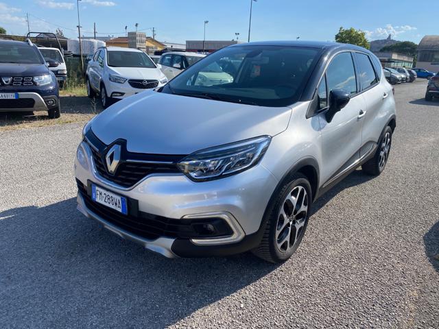 Renault Captur dCi 8V 90 CV EDC Start&Stop Energy Initiale Paris usato a SINALUNGA