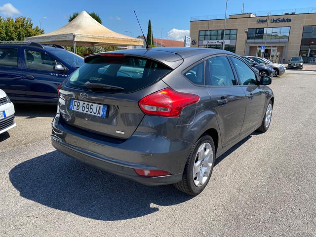 Ford Focus 1.0 EcoBoost 100 CV Start&Stop Business - foto 3 di 4