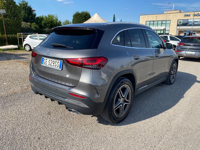 Mercedes-Benz GLA 200 d Automatic Premium AMG LINE - foto 3 di 4