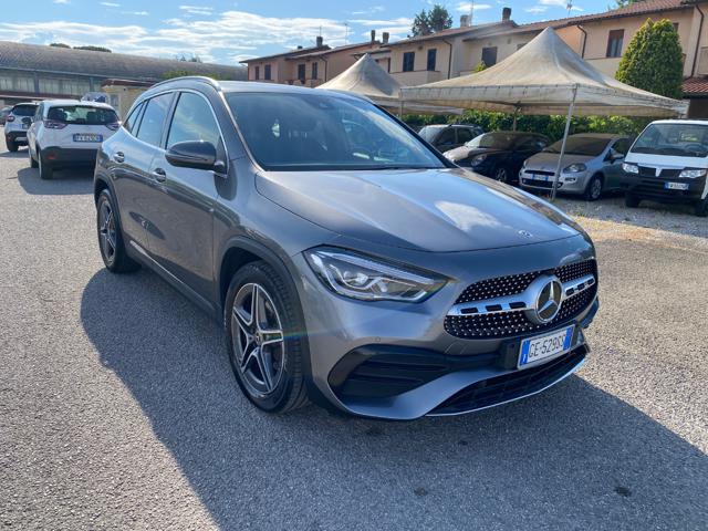 Mercedes-Benz GLA 200 d Automatic Premium AMG LINE - foto 2 di 4