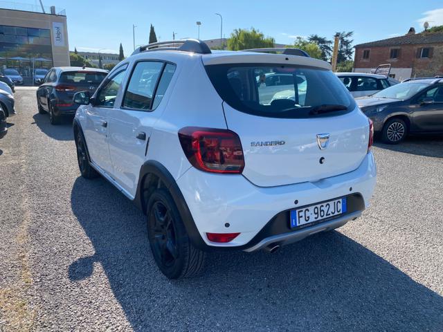 Dacia Sandero Stepway 1.5 dCi 8V 90CV Start&Stop - foto 4 di 4