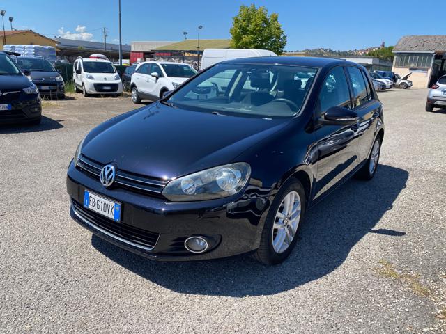 Volkswagen Golf 1.6 5p. Highline BiFuel usato a SINALUNGA