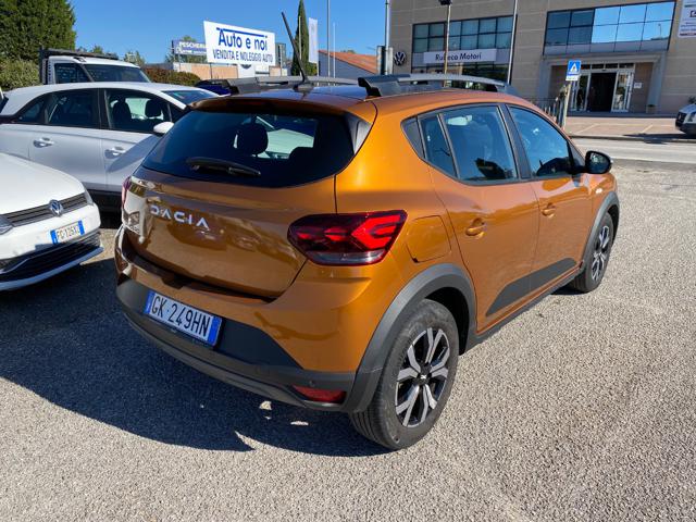 Dacia Sandero Stepway 1.0 TCe 90 CV Expression - foto 3 di 4