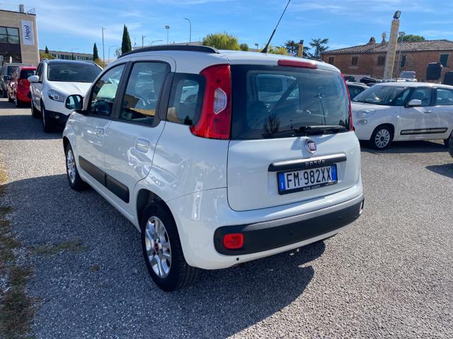 Fiat Panda 1.2 Lounge 5 POSTI - foto 4 di 4