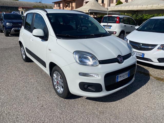 Fiat Panda 1.2 Lounge 5 POSTI - foto 2 di 4