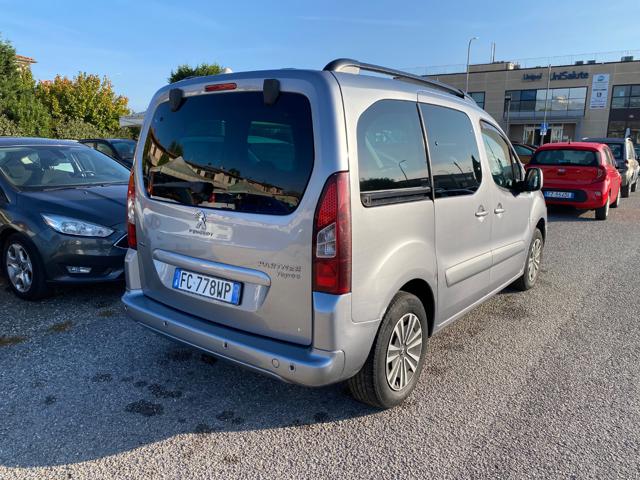 Peugeot Partner Tepee BlueHDi 100 Active GANCIO TRAINO - foto 3 di 4