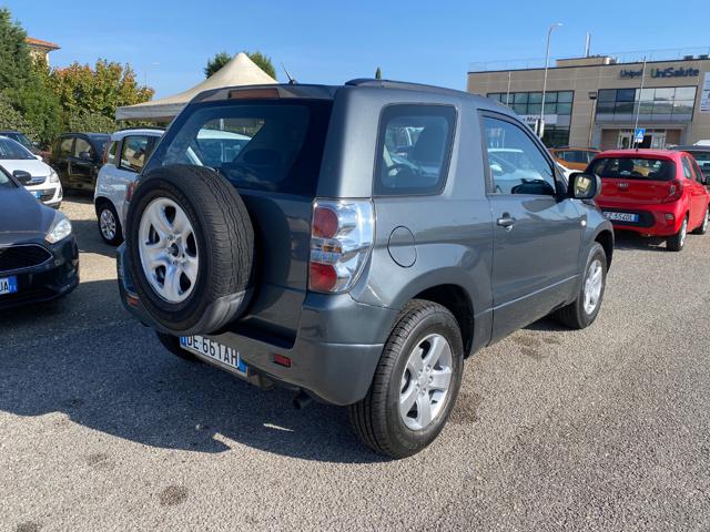 Suzuki Grand Vitara 1.9 DDiS 3 porte - foto 3 di 4