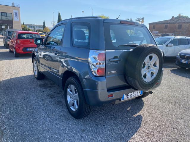 Suzuki Grand Vitara 1.9 DDiS 3 porte - foto 4 di 4