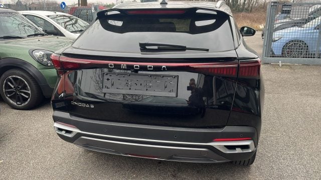 Omoda 5 PURE 1500 147 cv, 1 km, in vendita a Arcore (MB)
