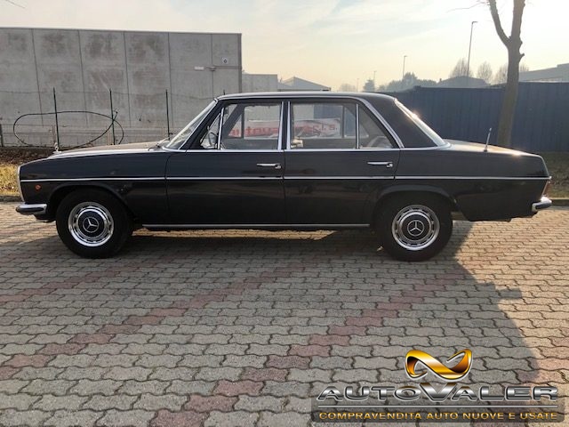 Mercedes-Benz 230 2.3 berlina 5 Posti - foto 3 di 4