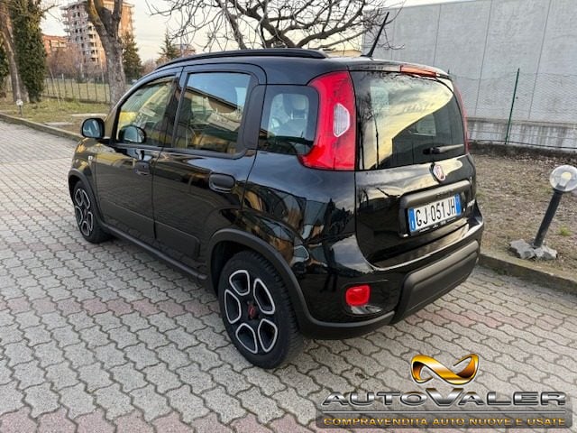 Fiat Panda 1.0 FireFly S&S Hybrid City Life - foto 2 di 4