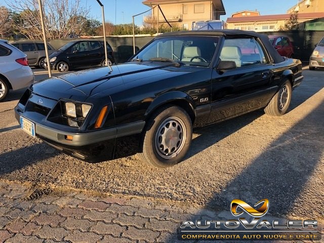 Ford Mustang Ford Mustang GLX 5.0 Convertible Is An Early Fox - foto 2 di 13