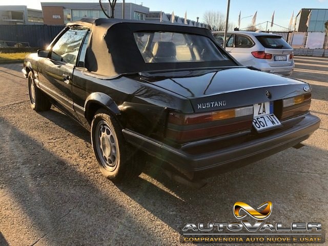 Ford Mustang Ford Mustang GLX 5.0 Convertible Is An Early Fox - foto 4 di 13