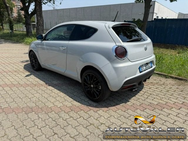 Alfa Romeo MiTo 1.4 T 155 CV Distinctive Premium Pack - foto 4 di 4