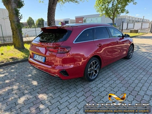 Kia cee'd 1.6 CRDi 136 CV MHEV SW km37000 - foto 4 di 4