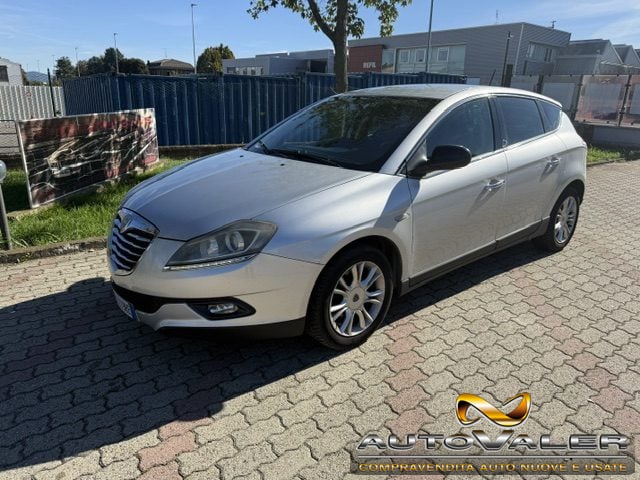 Lancia Delta 1.6 MJT DPF Silver - foto 2 di 4