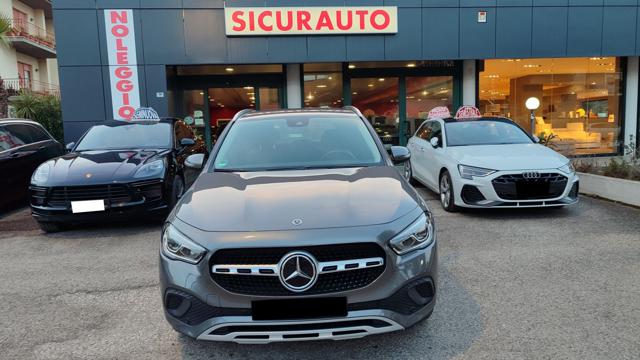 Mercedes-Benz GLA 180 d Automatic Style "LED" NAVI"CAMERA" usato a SAN BENEDETTO DEL TRONTO