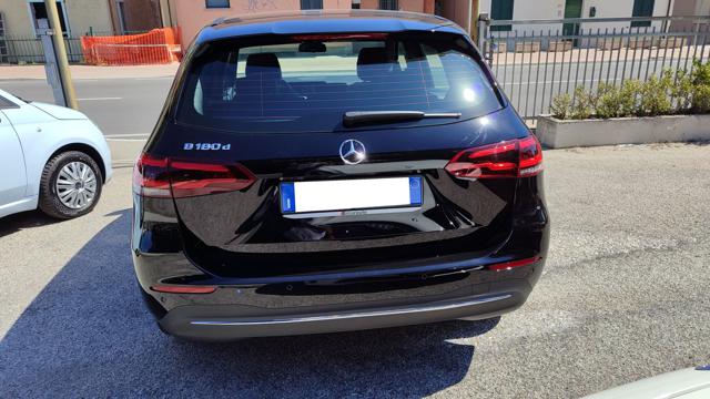 Mercedes-Benz B 180 d Automatic Sport "NAVI"LED"CAMERA"PELLE" - foto 3 di 11