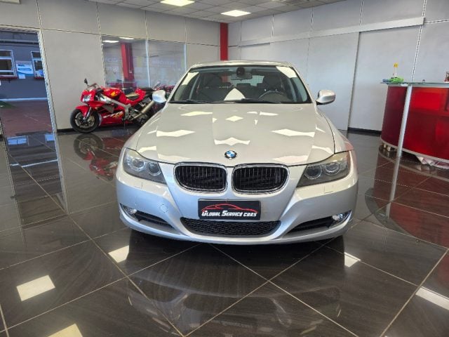 BMW 318 d 2.0 143CV cat Touring - foto 2 di 4