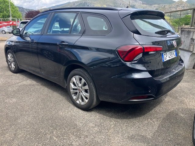Fiat Tipo 1.4 T-Jet 120CV GPL SW Easy, del 2019, 140.320 km, in vendita a Cassino (RM)