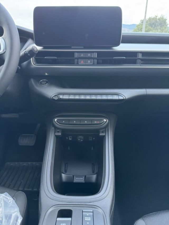 Jeep Avenger 1.2 Turbo 100 CV MHEV Summit, del 2024, in vendita a Cassino (RM)