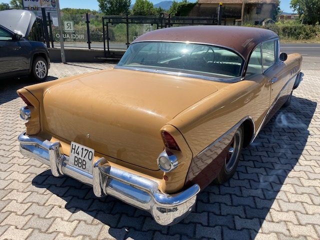 Buick Roadmaster SPECIAL 60 HT usato a CASSINO