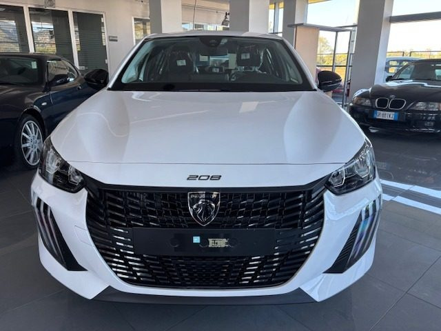 Peugeot 208 Hybrid 110 e-DCS6 Style km 0 a CASSINO