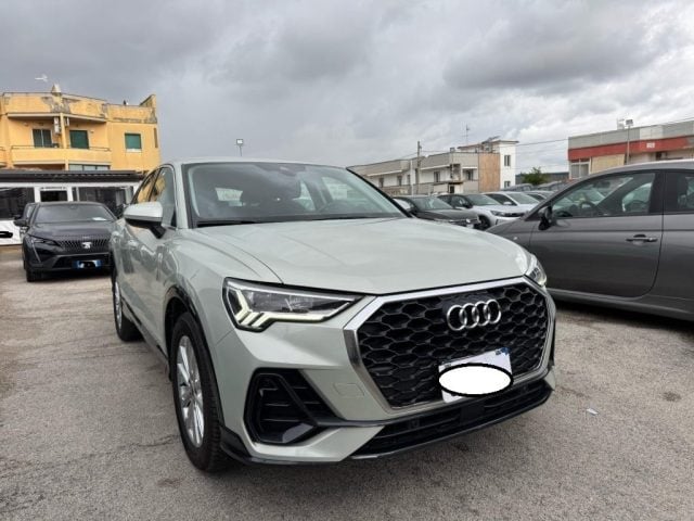 Audi Q3 35 TDI quattro S tronic Business plus - foto 2 di 12