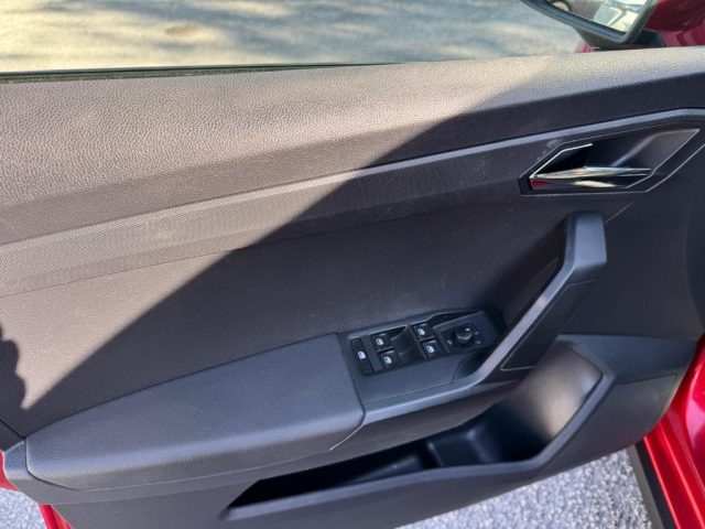 SEAT Arona 1.0 TGI Style, del 2020, 99.681 km, in vendita a Cassino (RM)