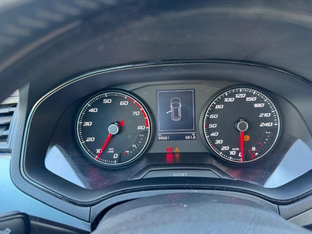 SEAT Arona 1.0 TGI Style, del 2020, 99.681 km, in vendita a Cassino (RM)